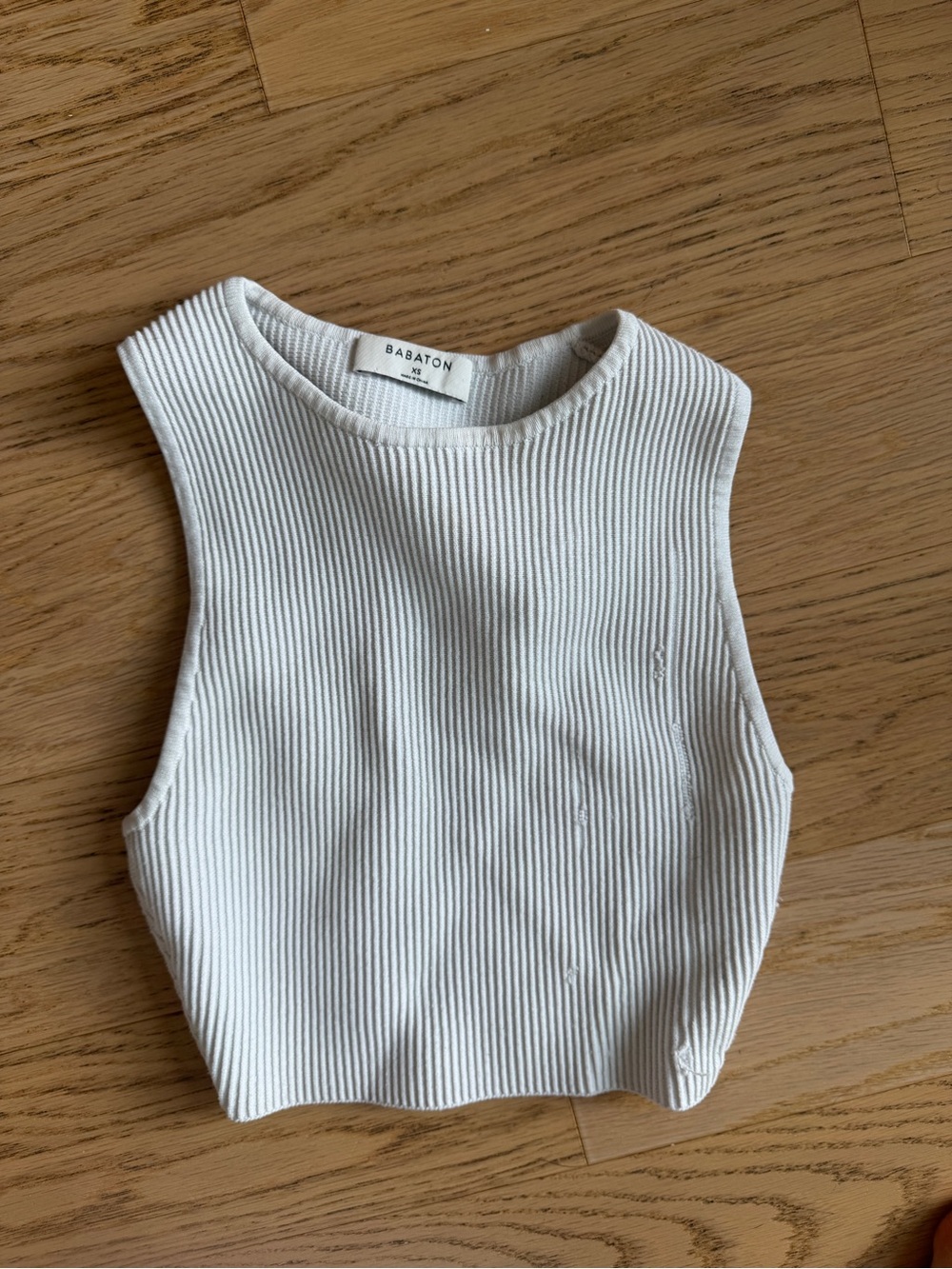 Babaton Cream Ribbed Sleeveless Crop Tank